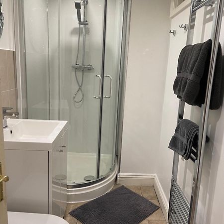 Griffin House Holiday Apartments Лондон Екстер'єр фото