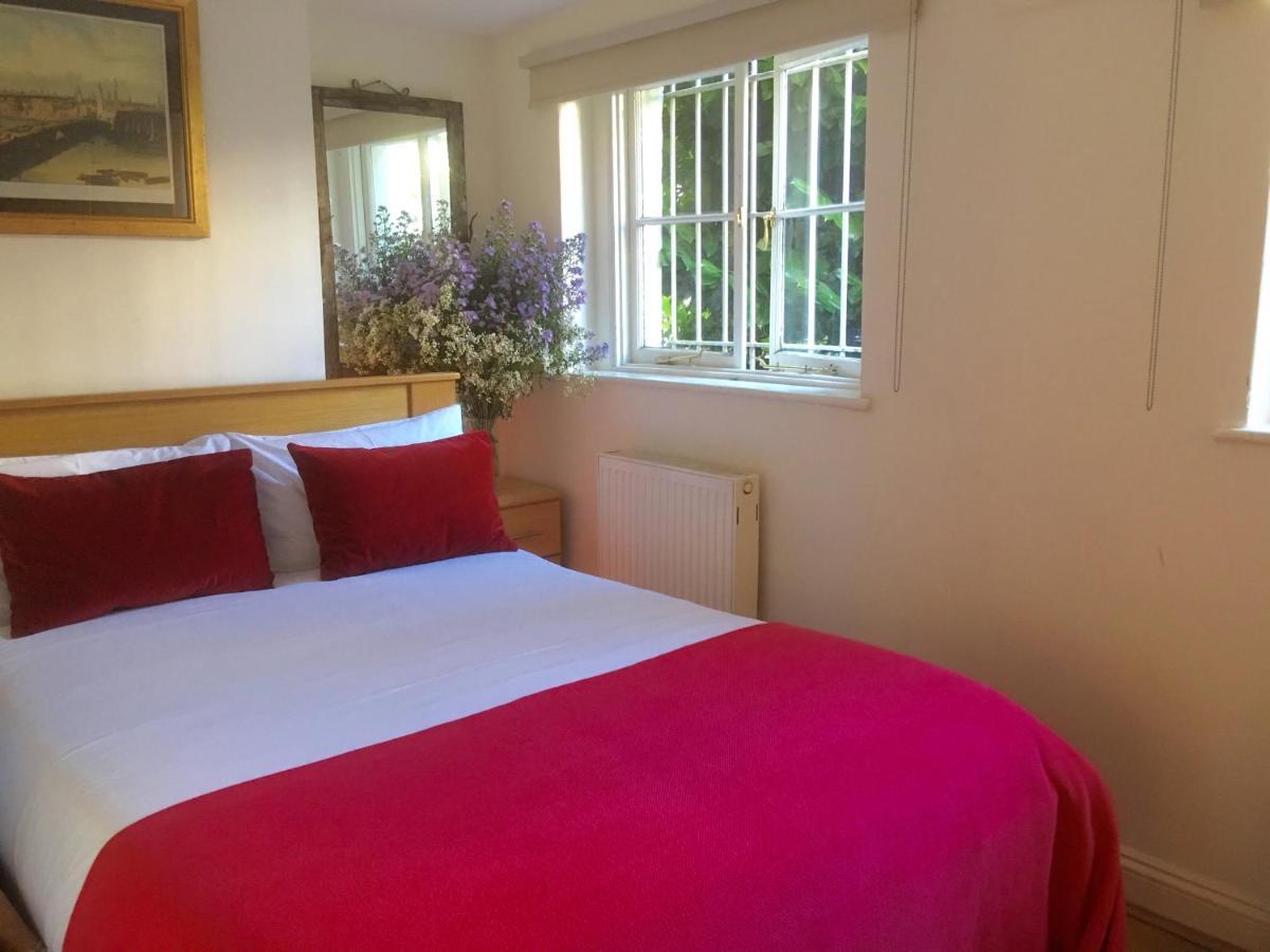Griffin House Holiday Apartments Лондон Екстер'єр фото